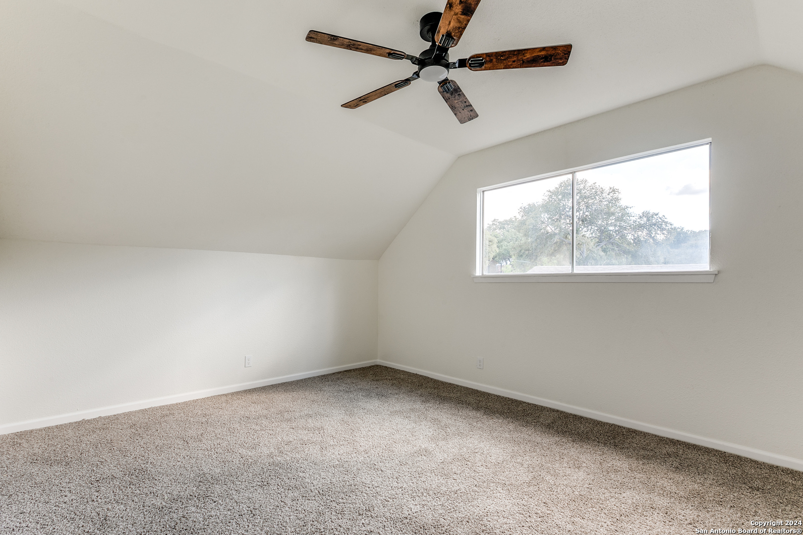 1723 BROGAN DR