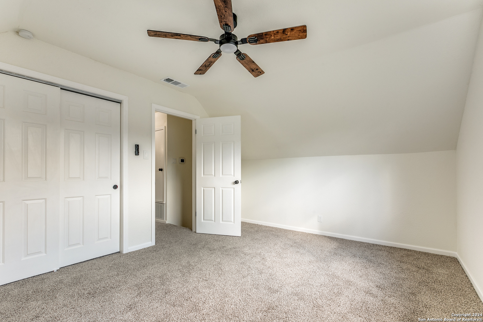 1723 BROGAN DR