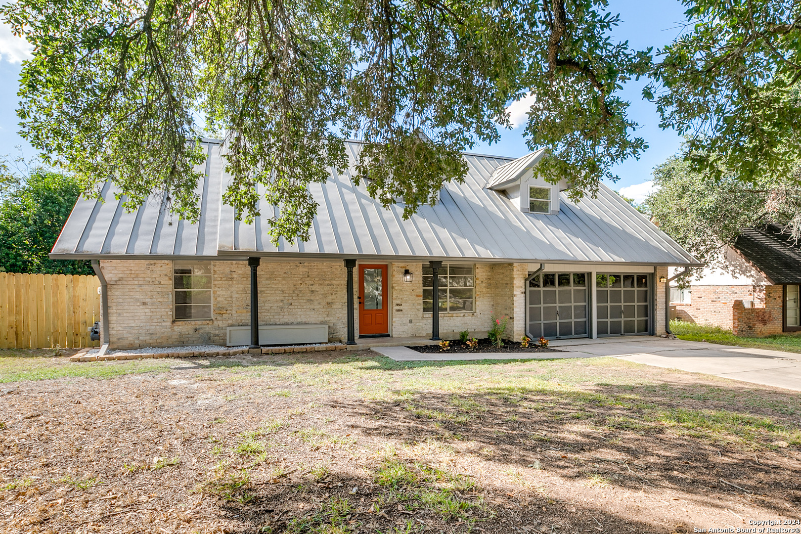 1723 BROGAN DR