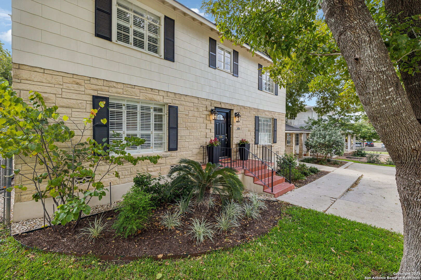 106 MORNINGSIDE DR