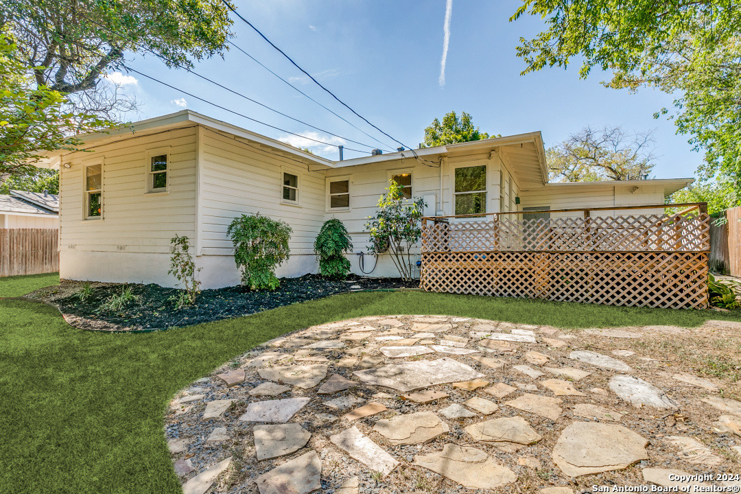 447 HARMON DR