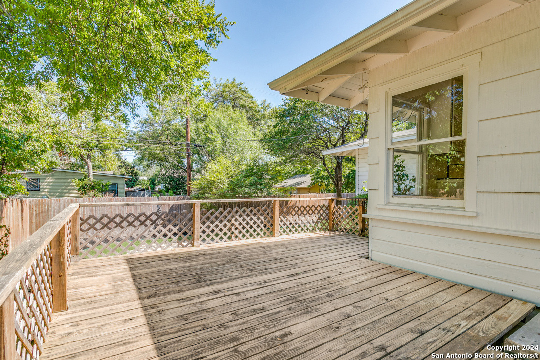 447 HARMON DR