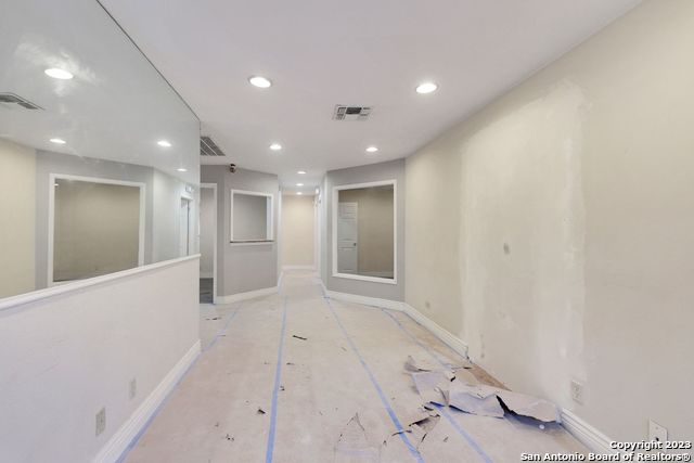 8000 WEST AVE 2