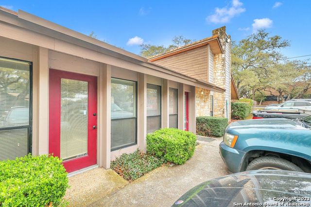 8000 WEST AVE 2