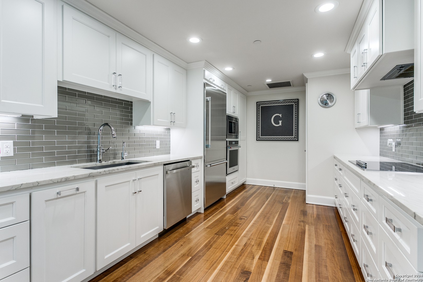 200 PATTERSON AVE 110