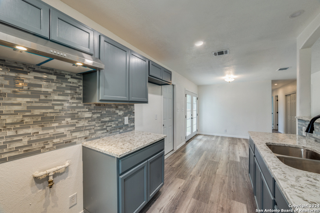 9426 HINDI ST