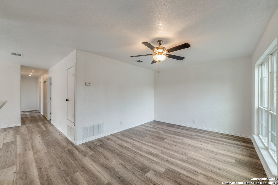 9426 HINDI ST