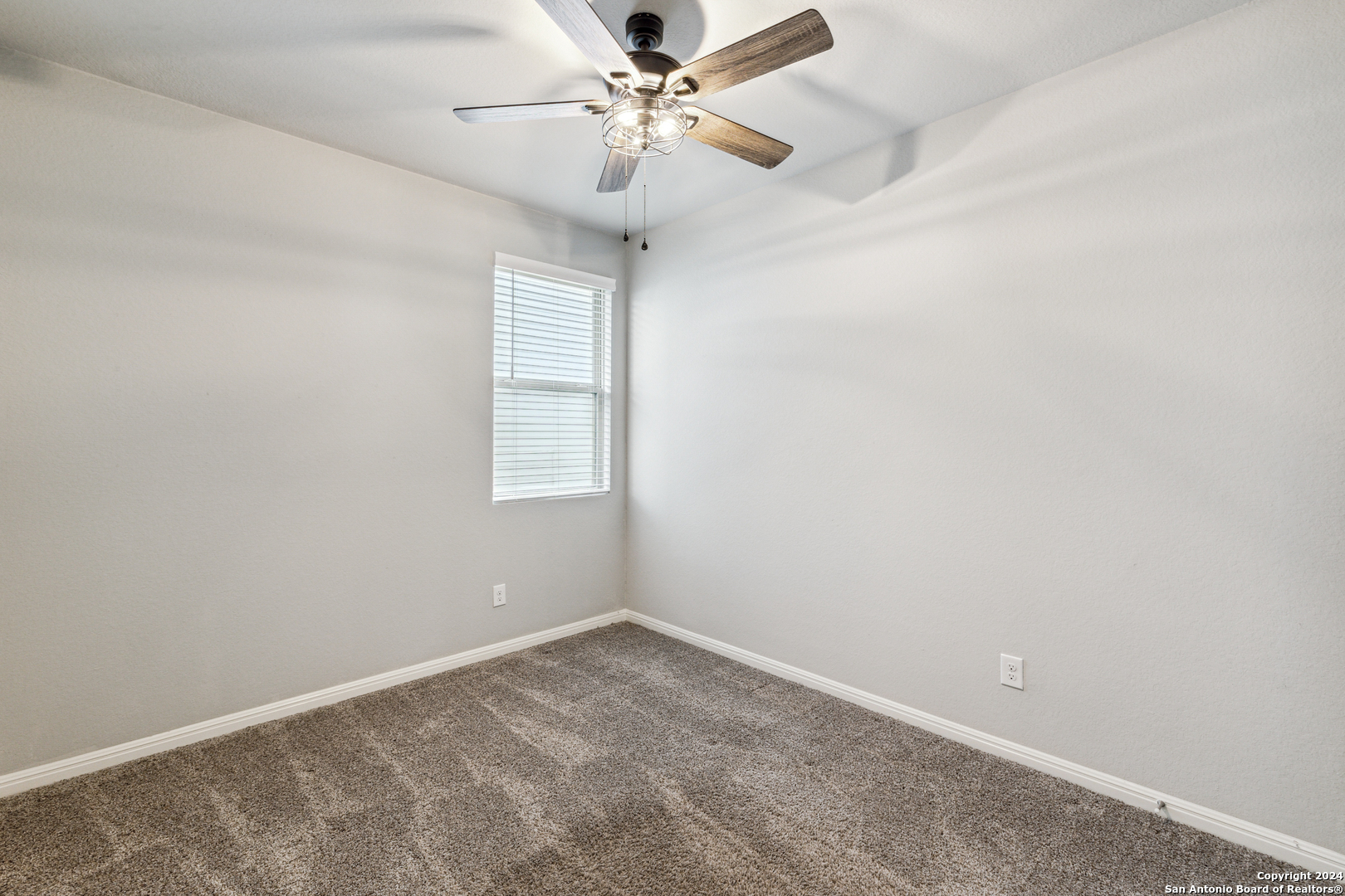 11651 TRIBUTE OAKS