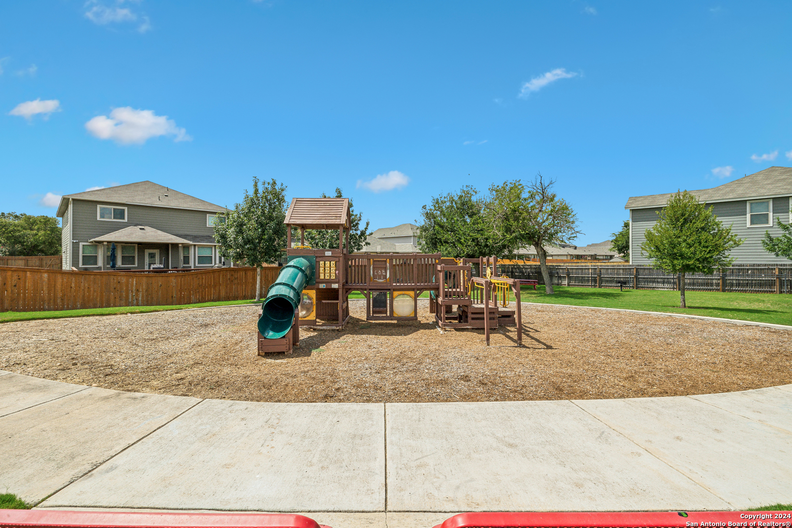 11651 TRIBUTE OAKS