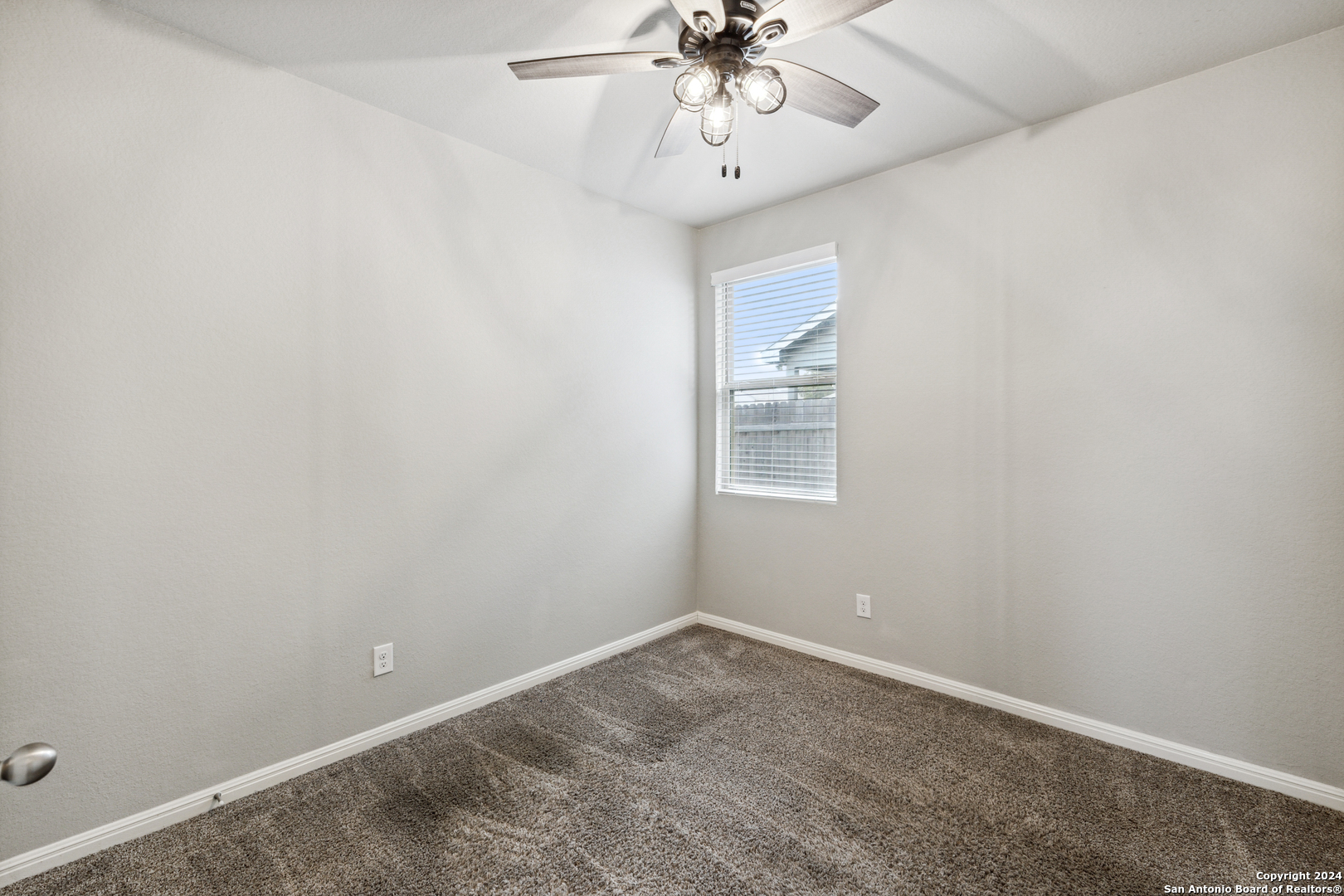 11651 TRIBUTE OAKS