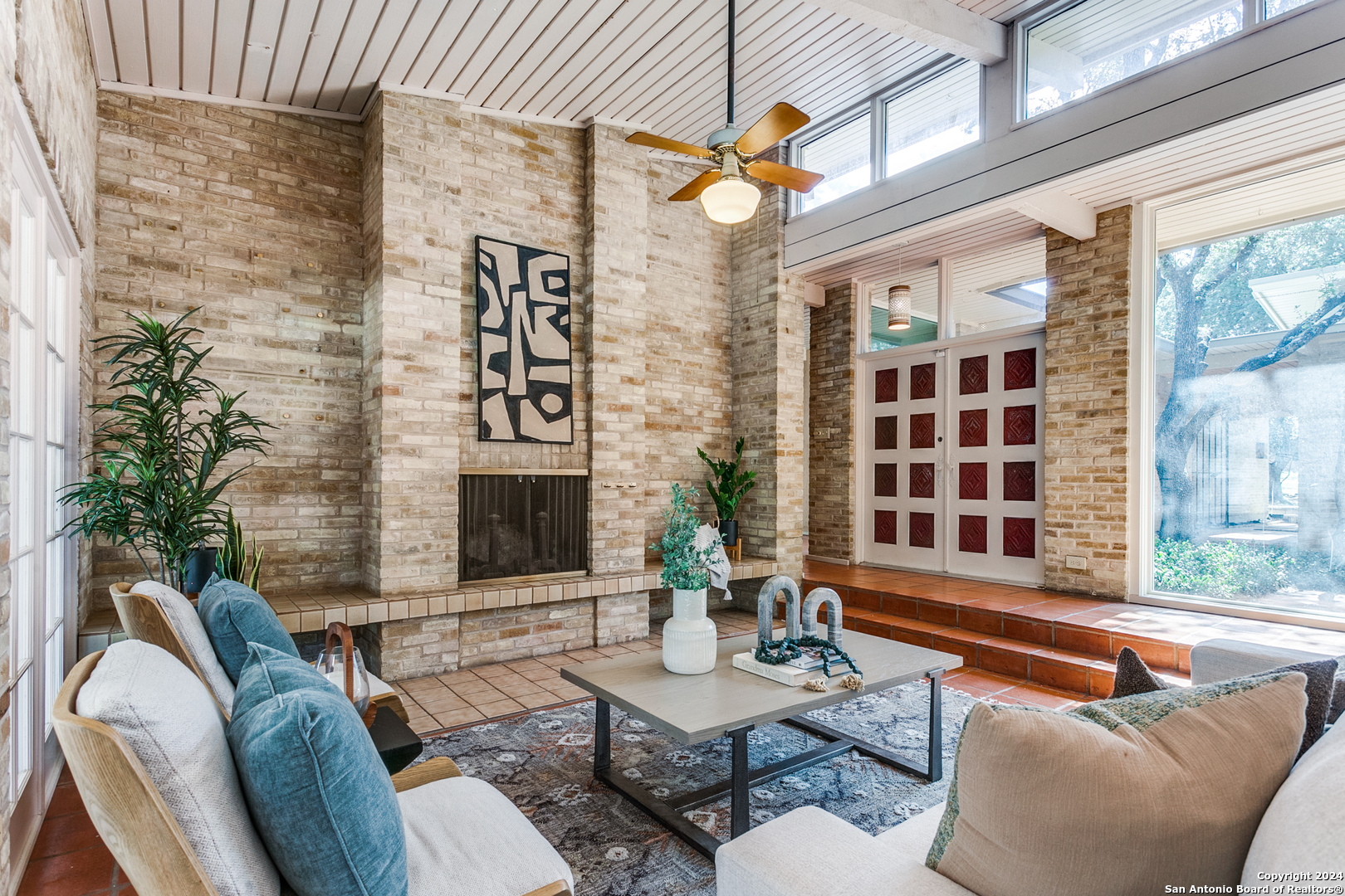111 PALO PINTO ST