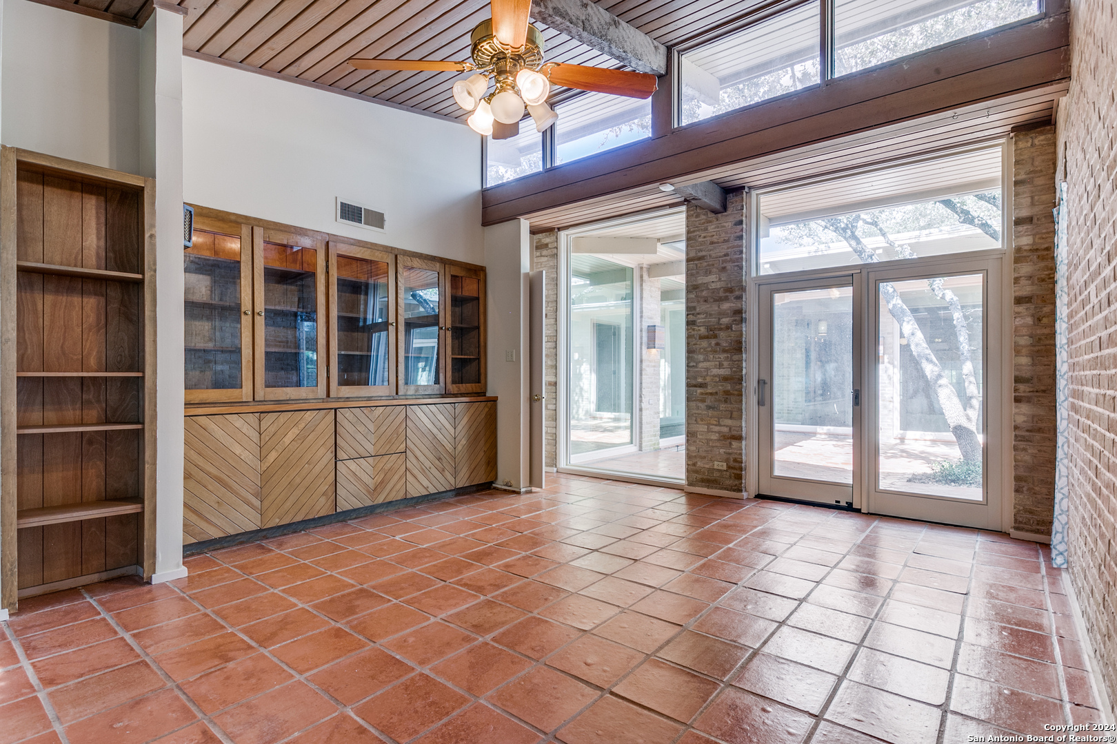 111 PALO PINTO ST