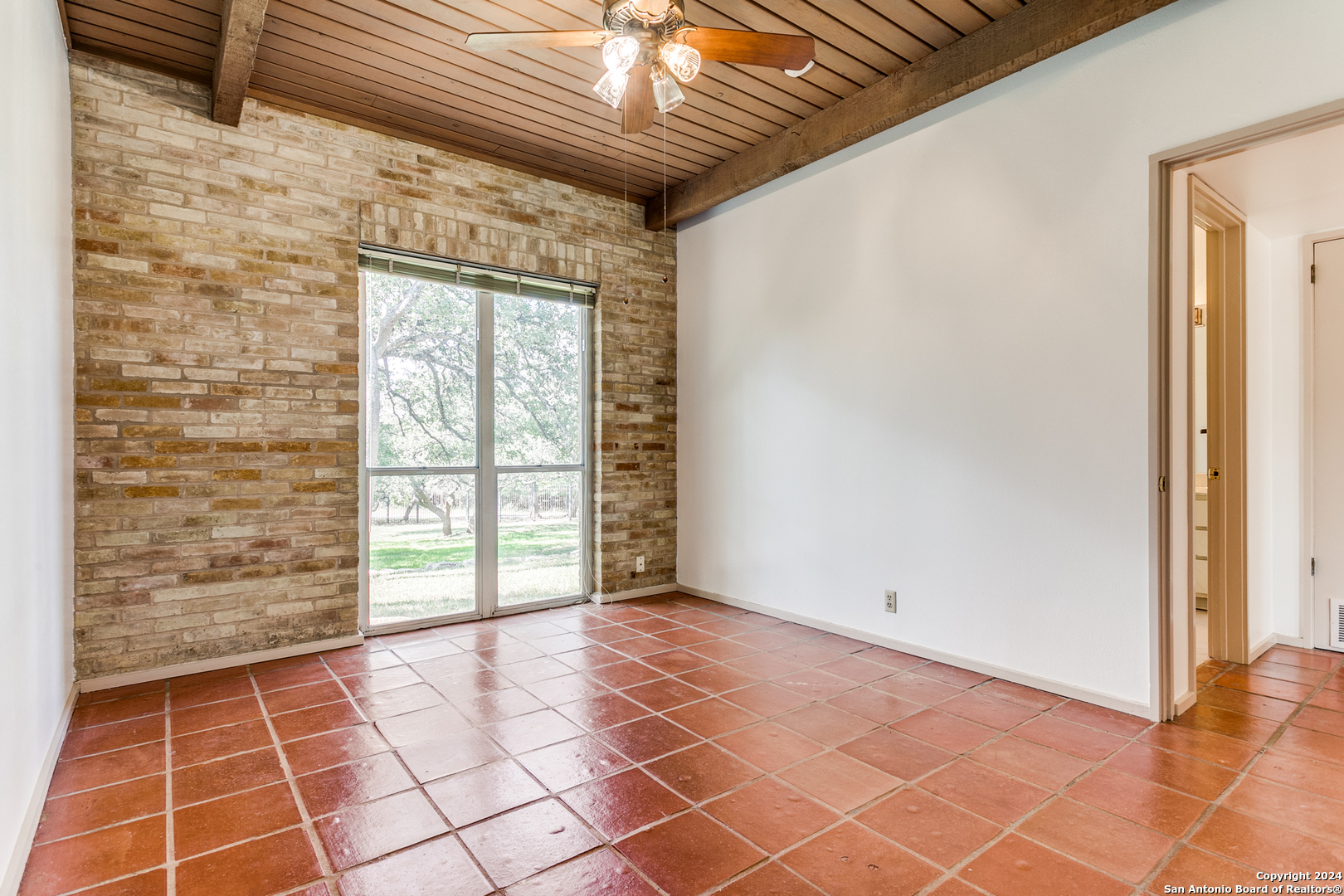 111 PALO PINTO ST