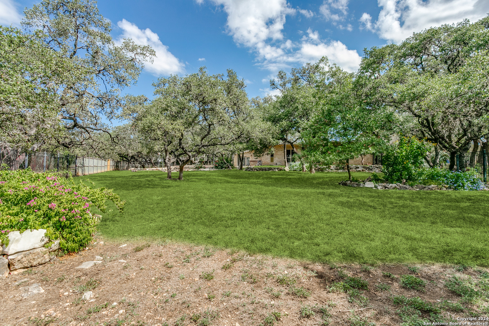 111 PALO PINTO ST