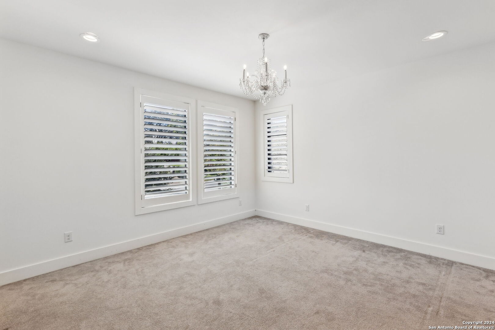 631 Elizabeth Rd
