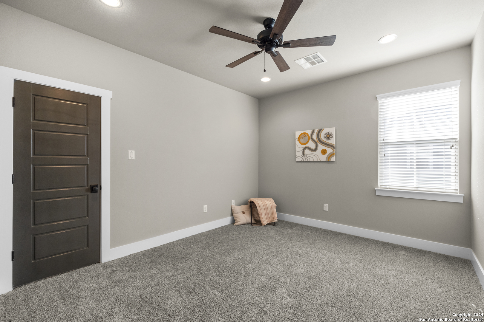256 CLAREMONT AVE #101 101