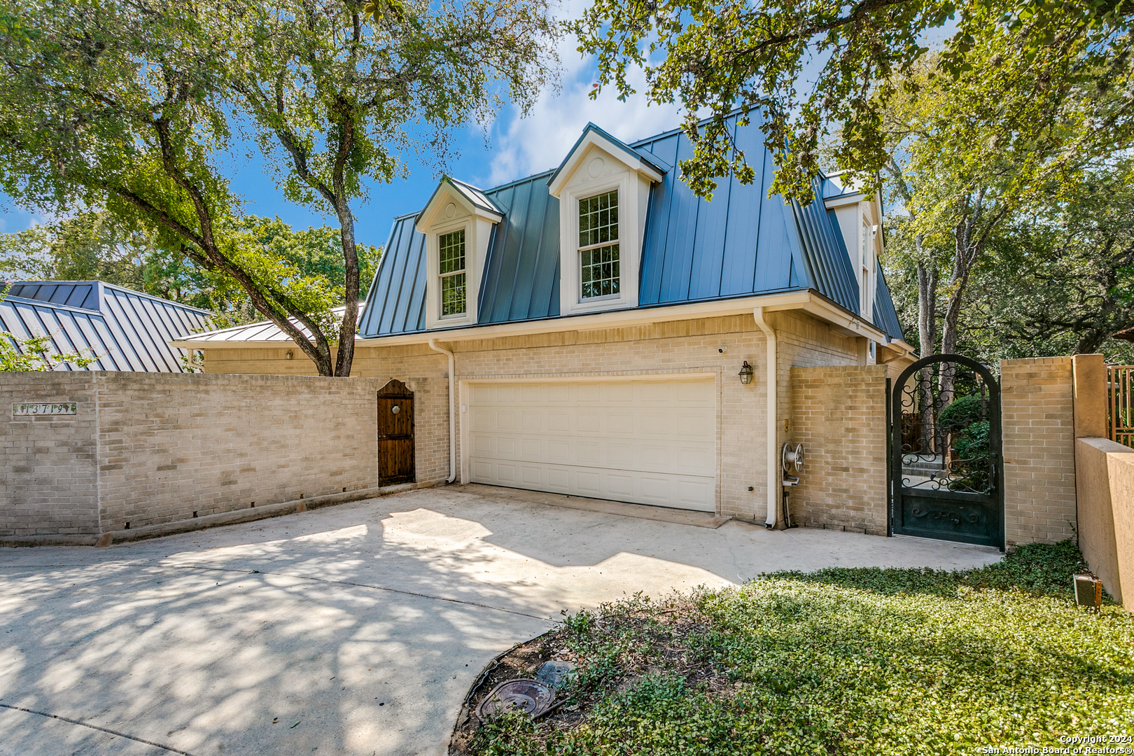 13719 BLUFF VILLAS CT