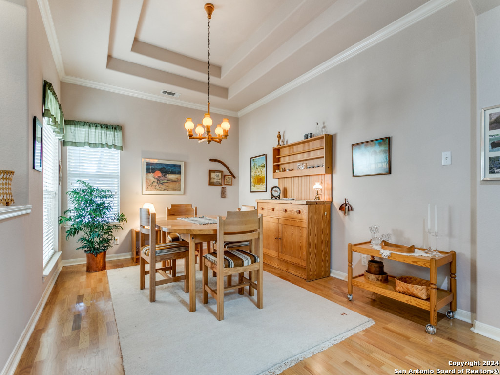 31 SILVERHORN DR