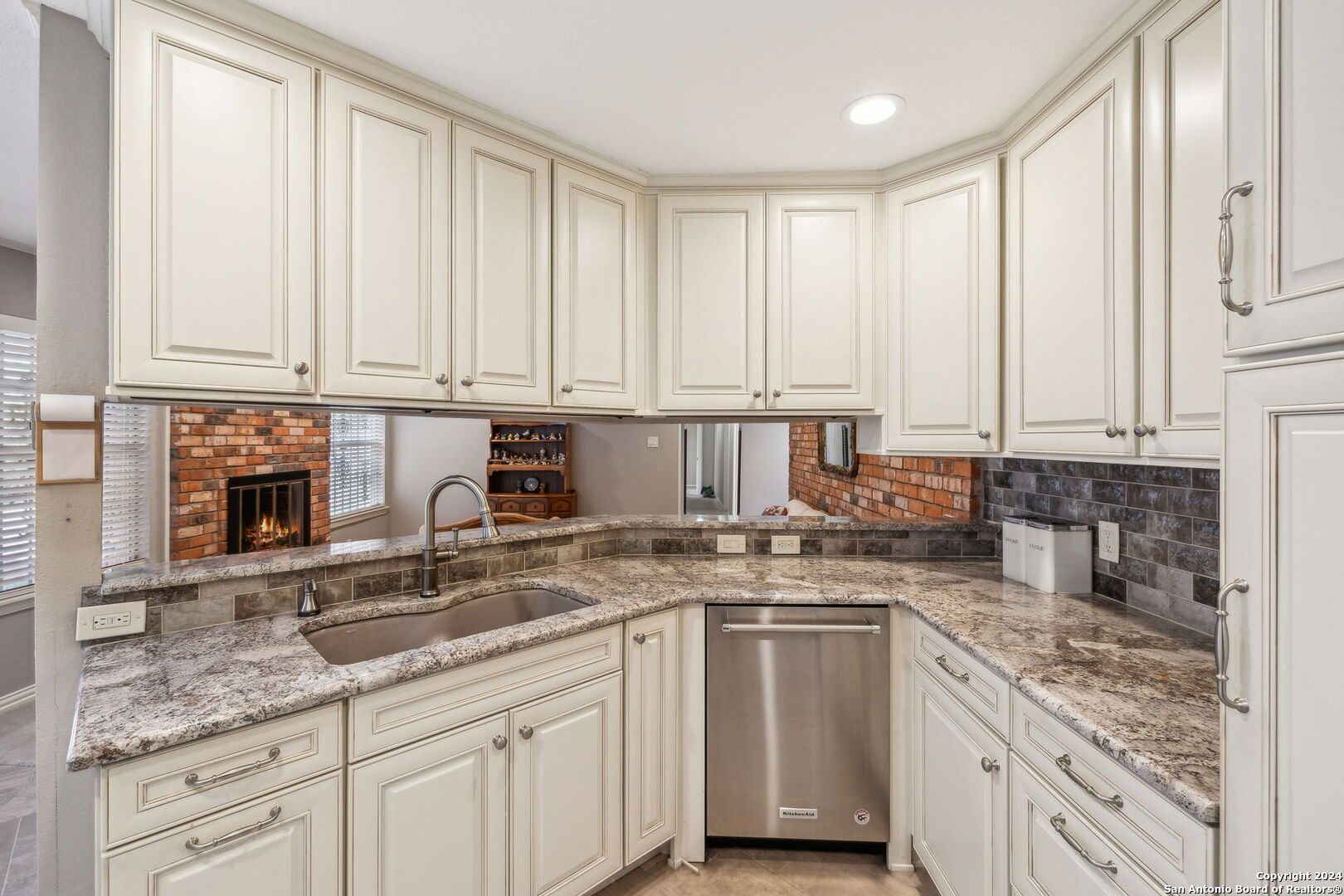 12207 MADRIGAL ST