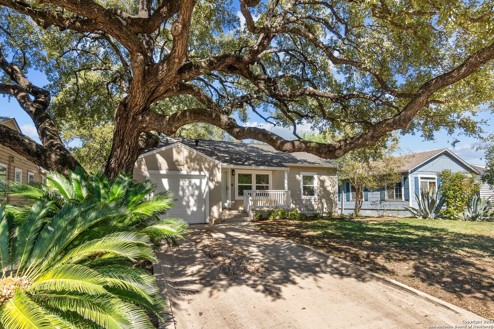 147 W HERMINE BLVD