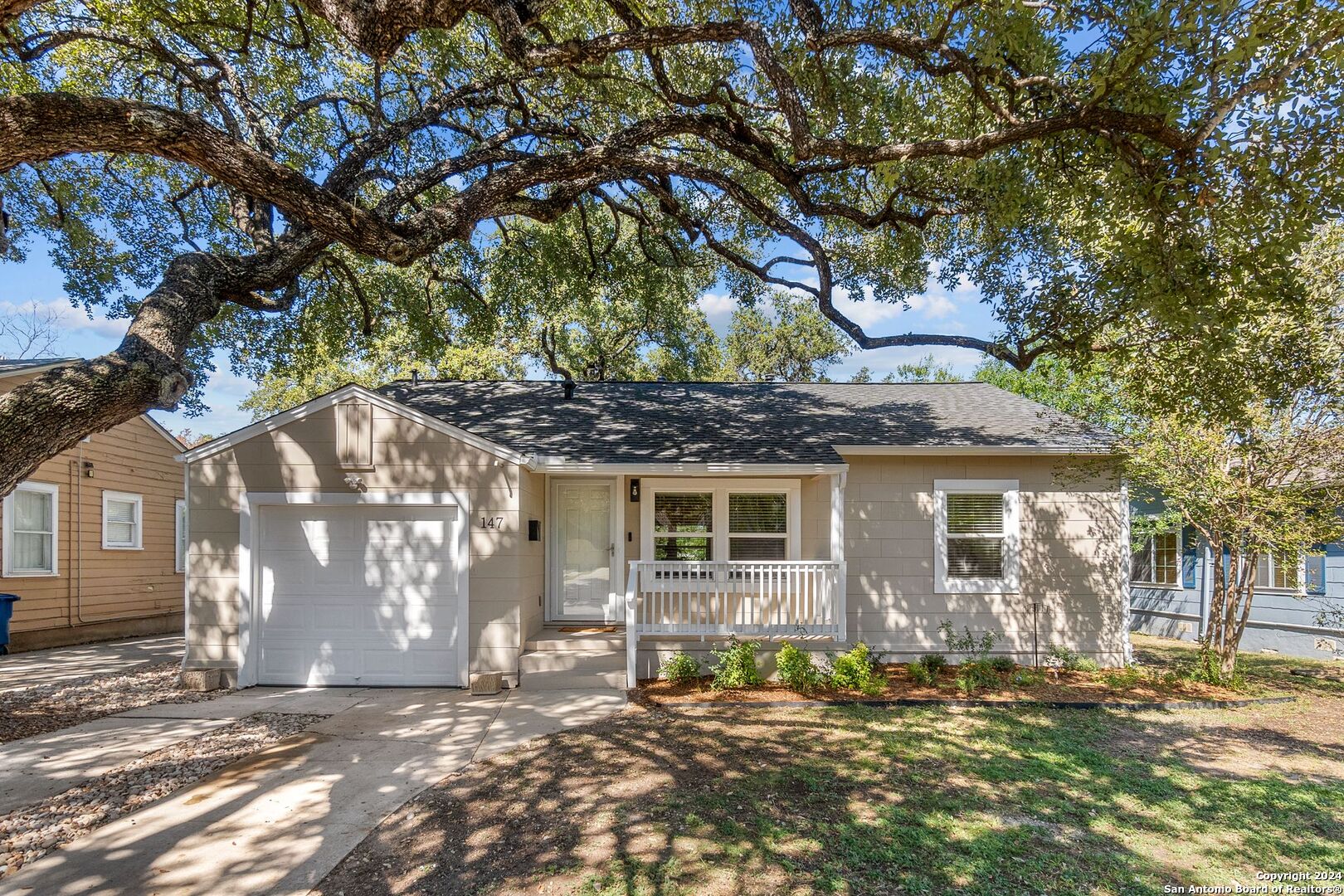 147 W HERMINE BLVD