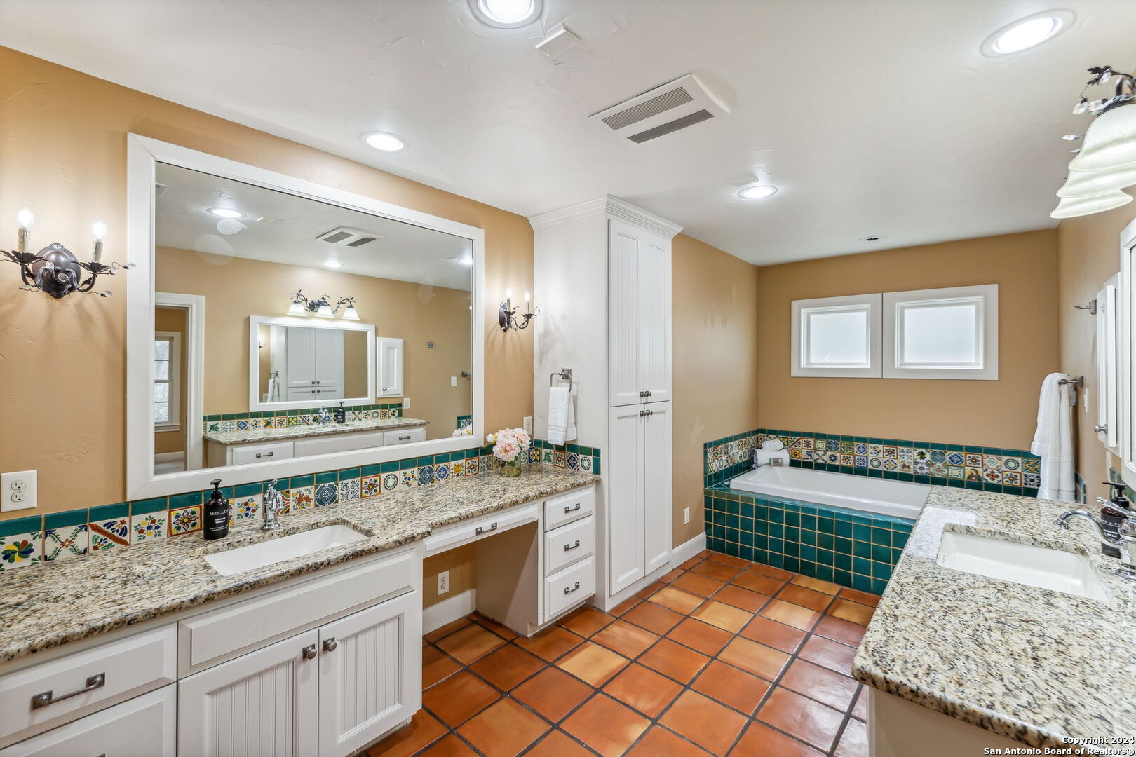 103 Five Oaks