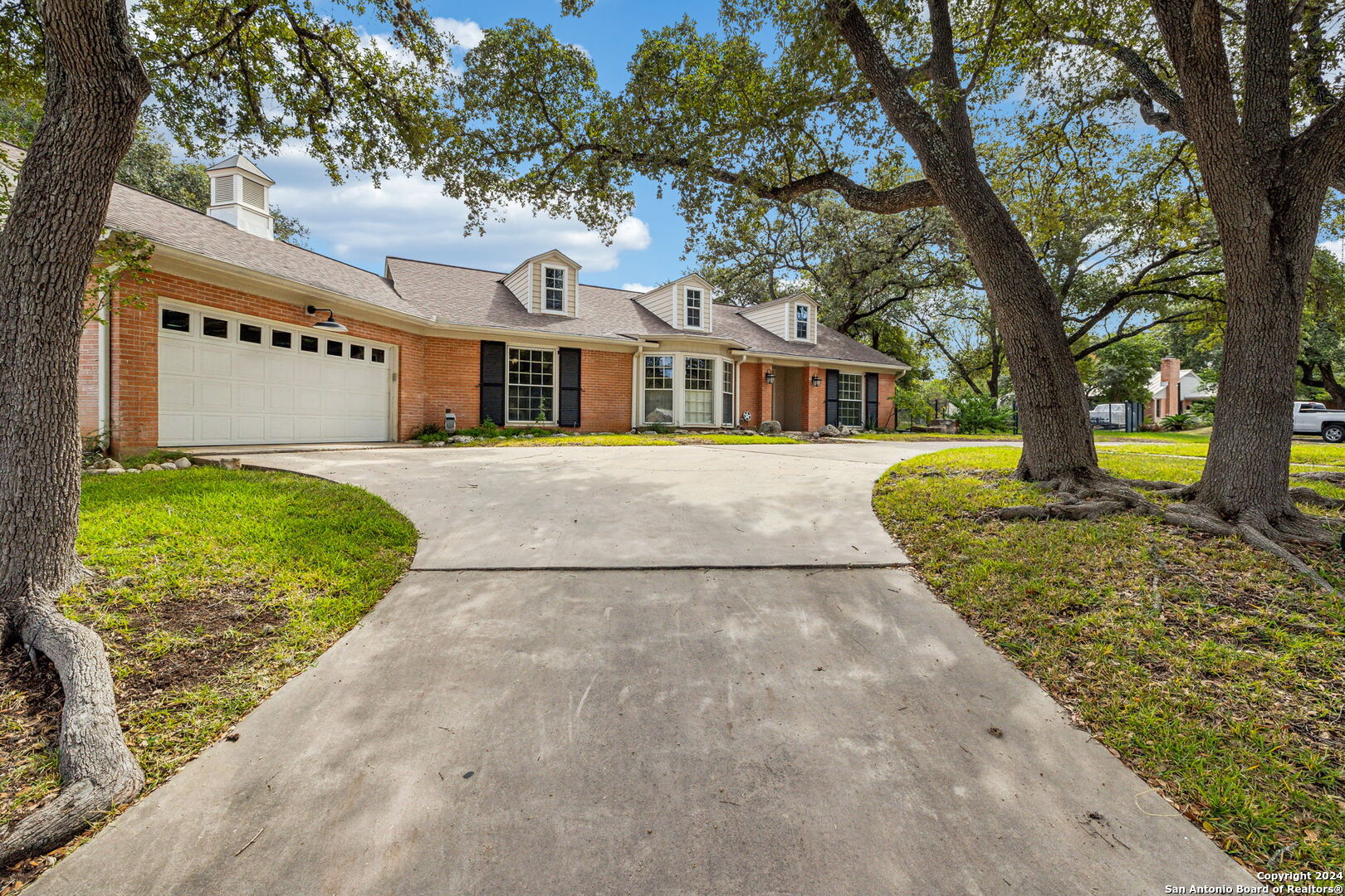 103 Five Oaks