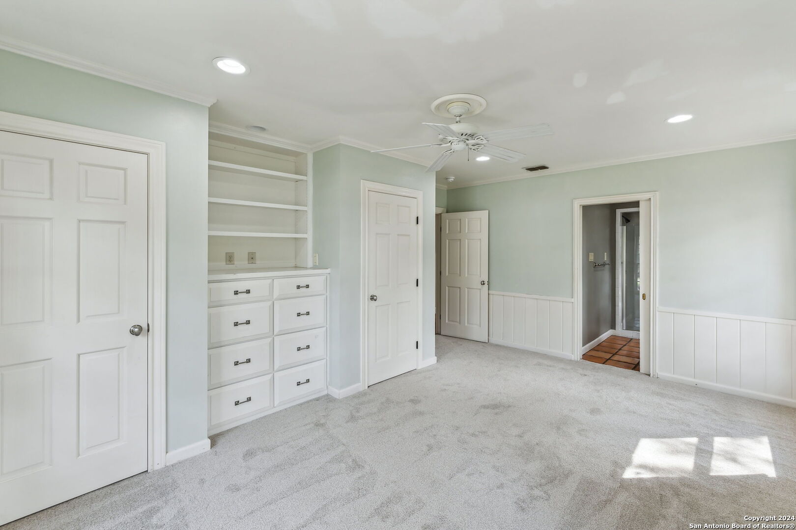 103 Five Oaks
