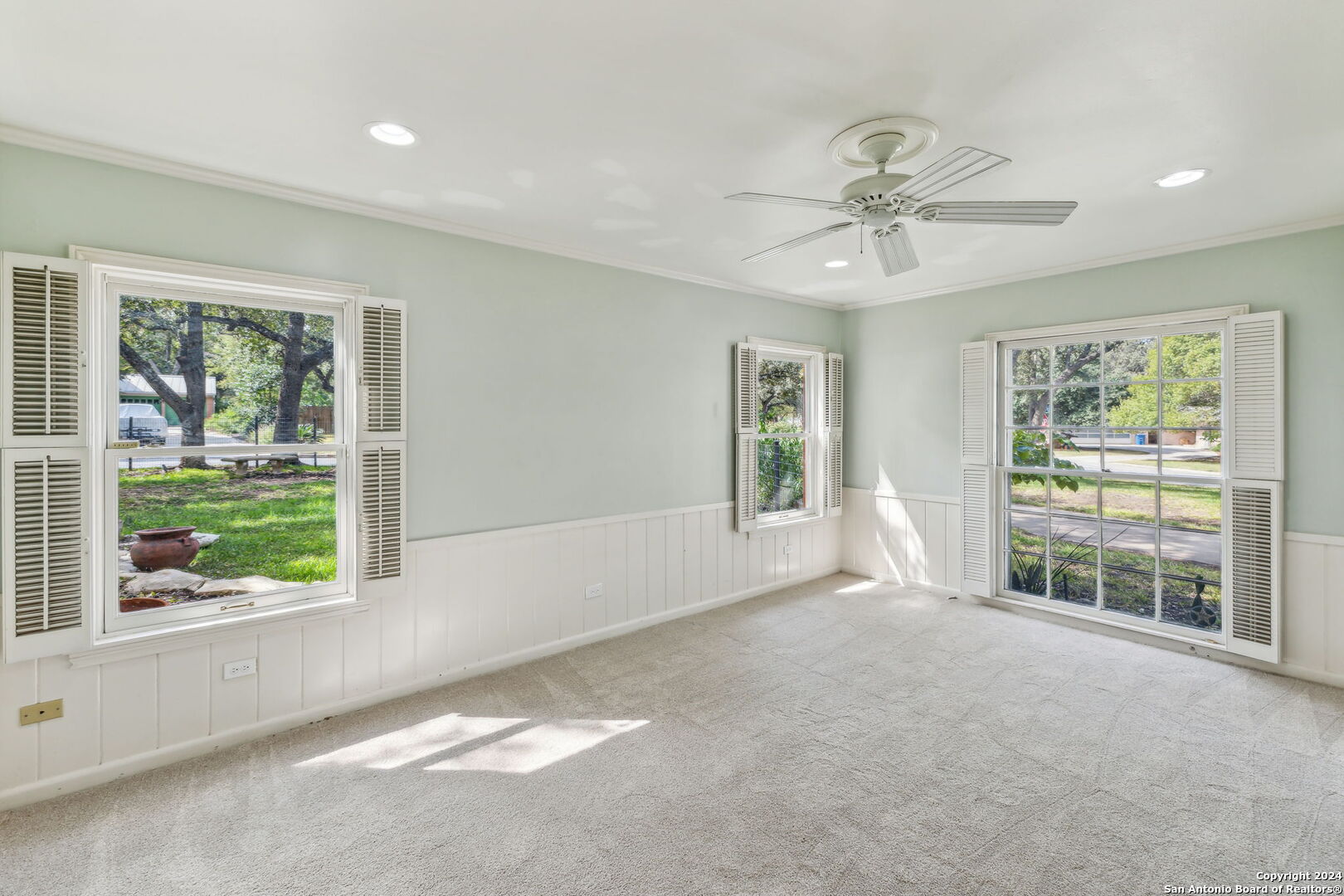 103 Five Oaks