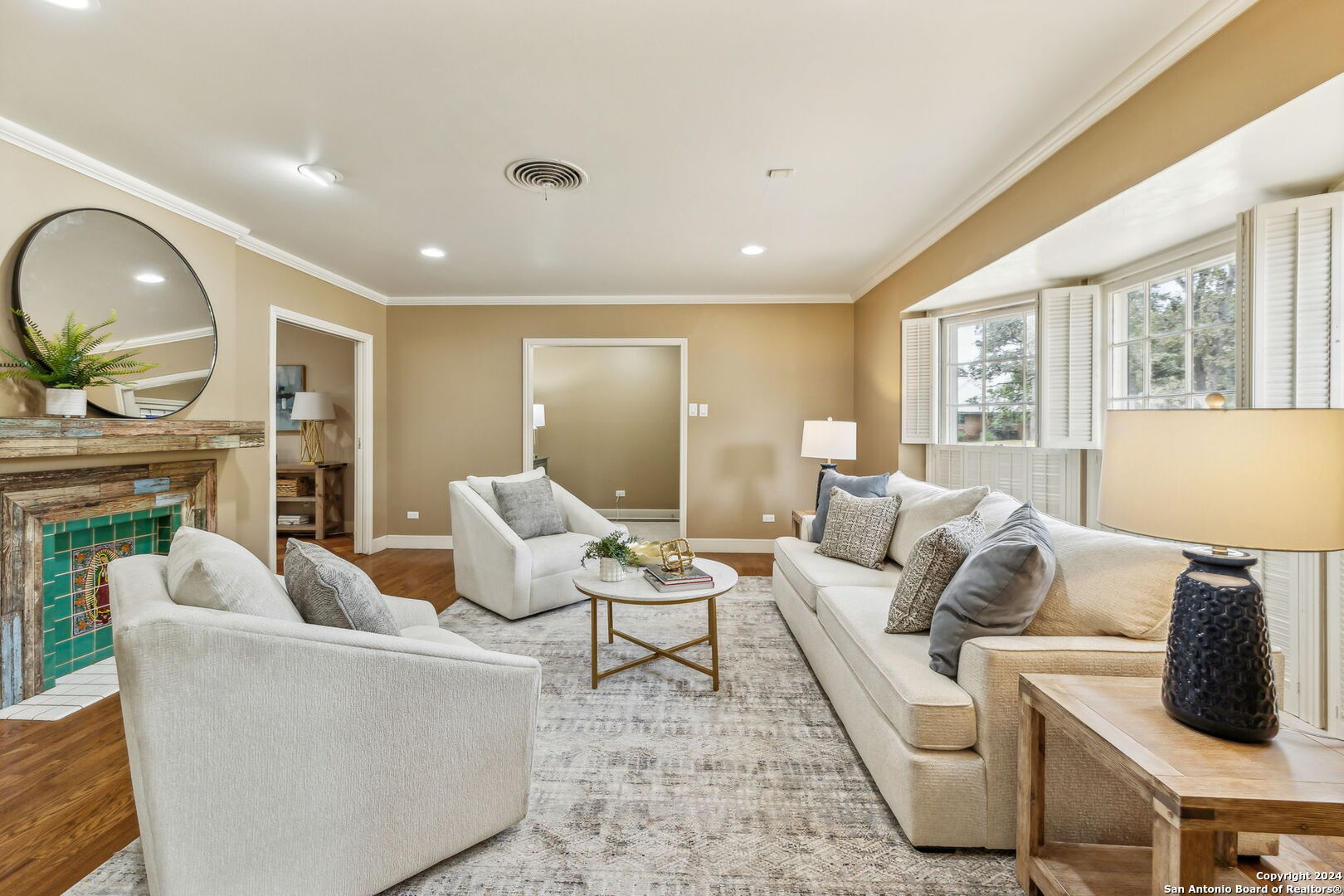 103 Five Oaks