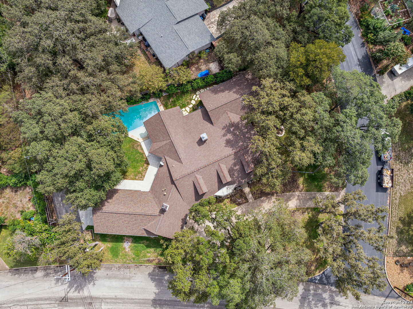 103 Five Oaks