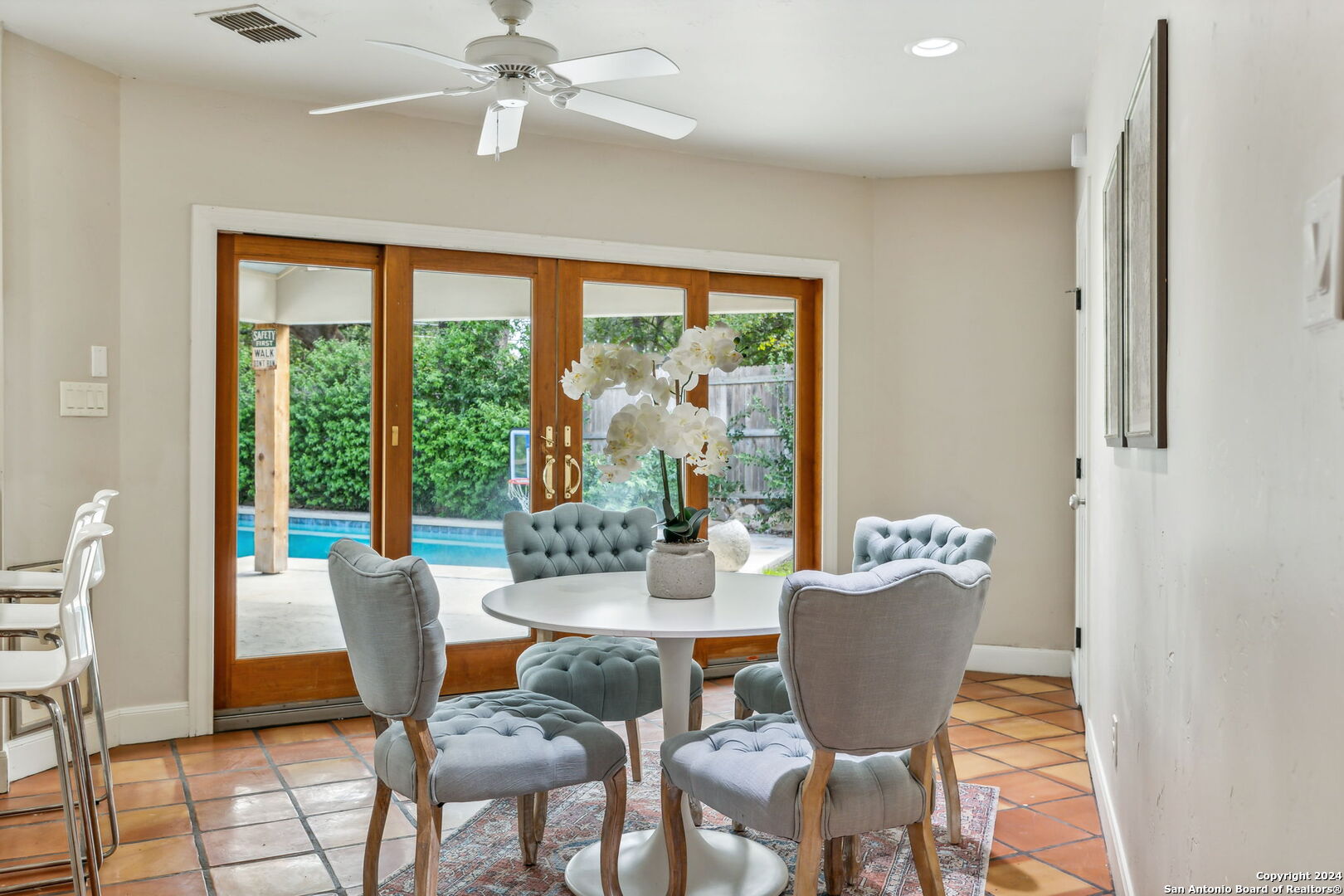 103 Five Oaks