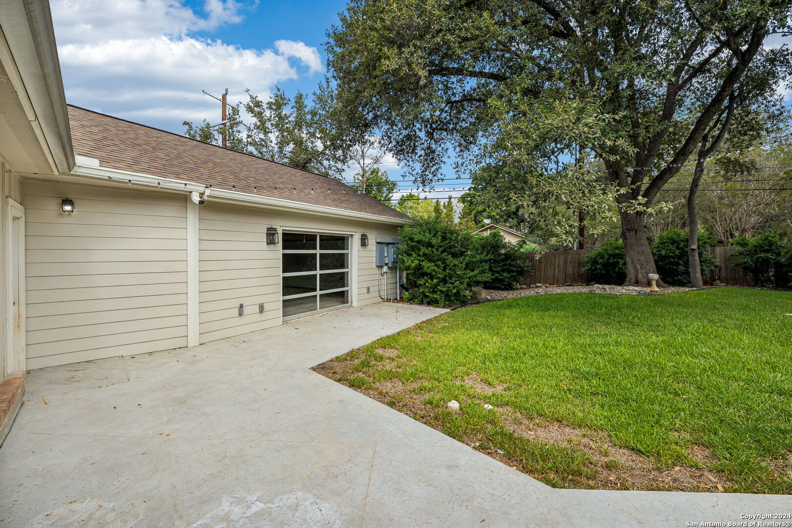 103 Five Oaks