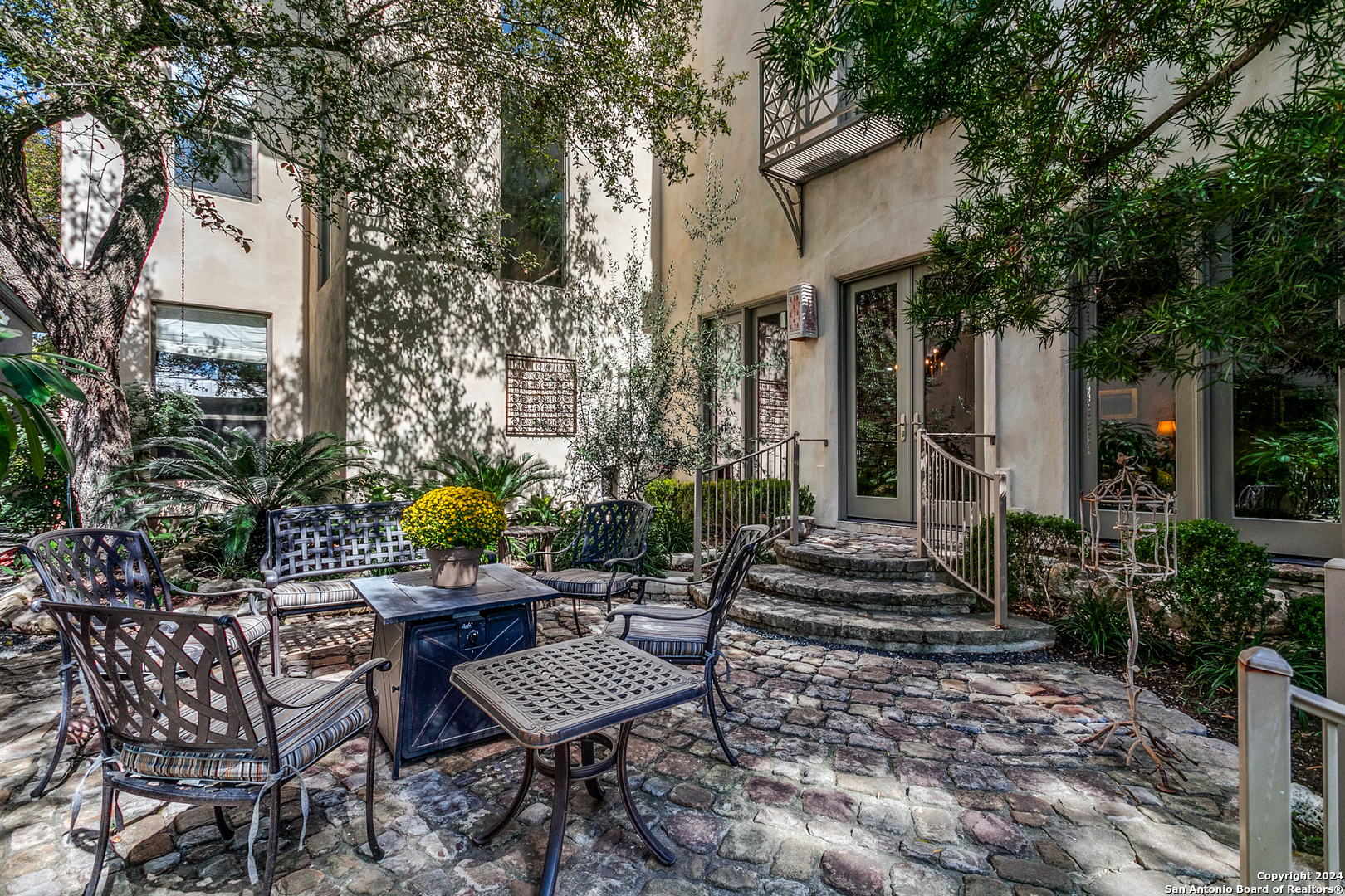 503 SHERATON DR