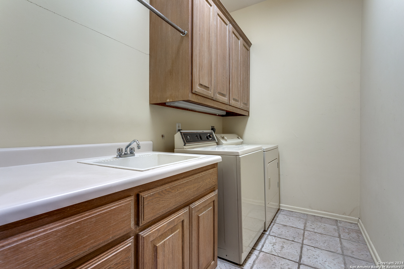 503 SHERATON DR