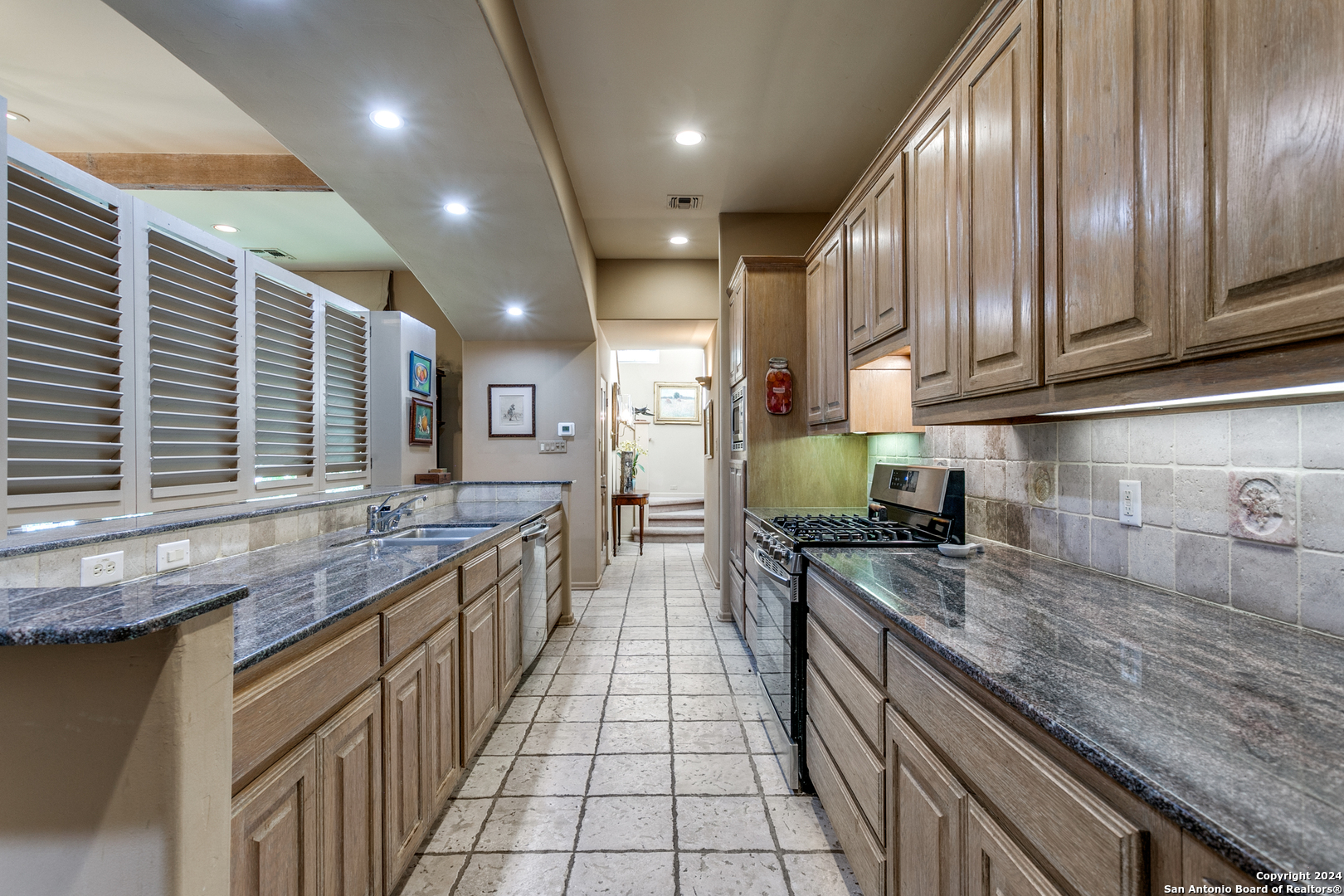 503 SHERATON DR
