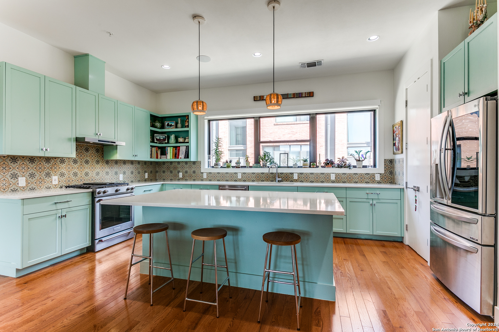 318 W GRAYSON ST #405