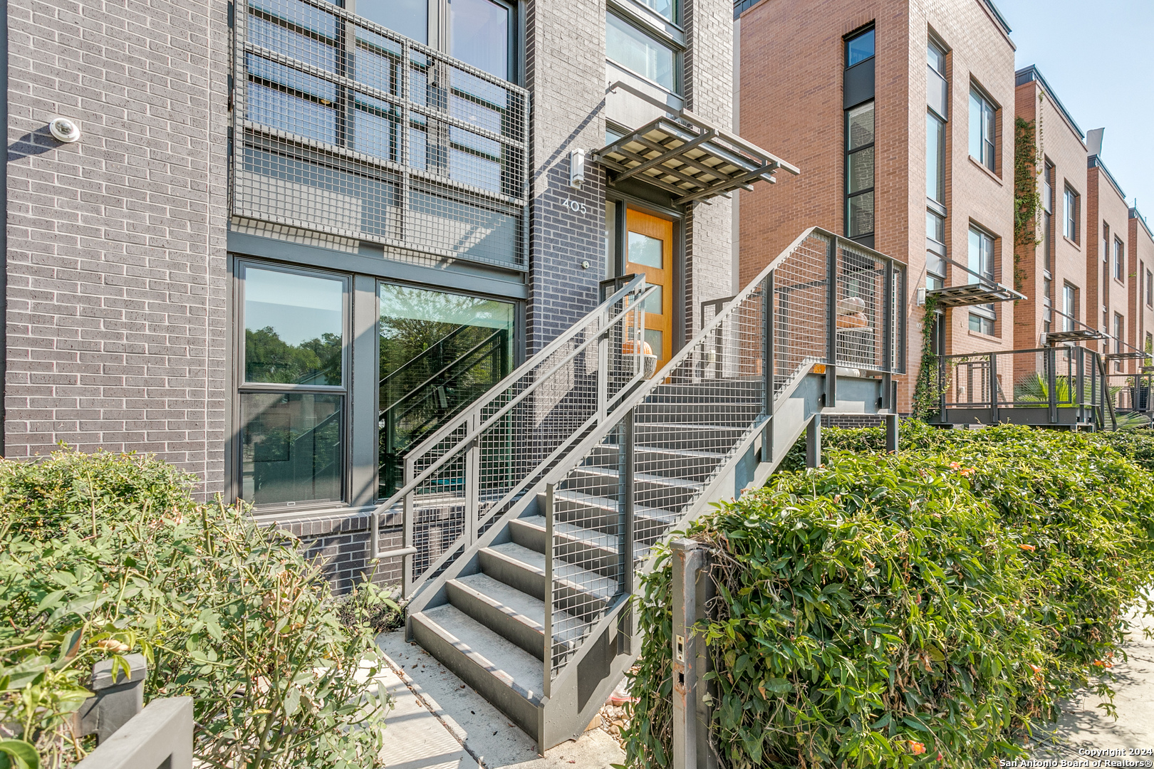 318 W GRAYSON ST #405