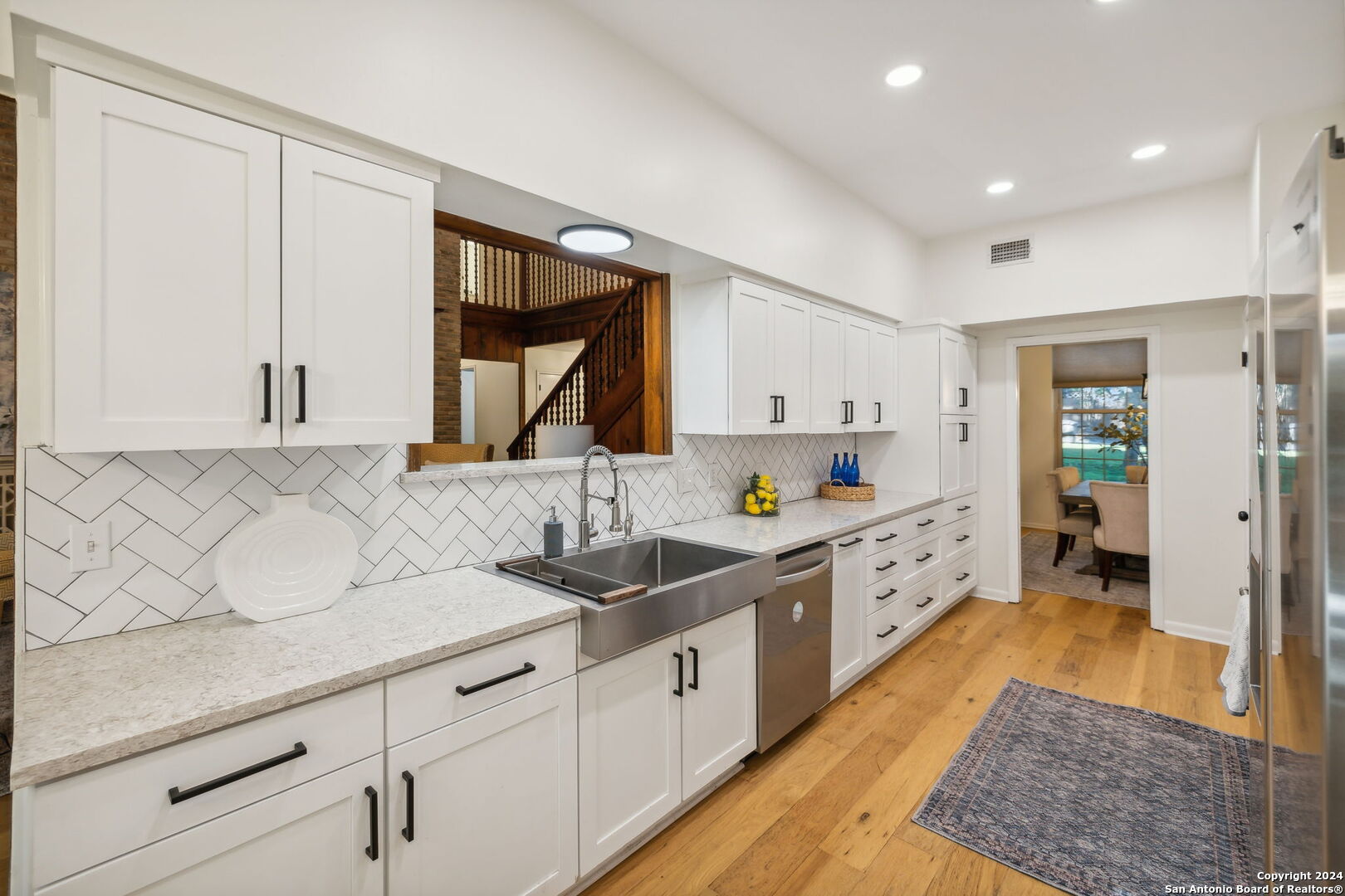 10306 kings grant