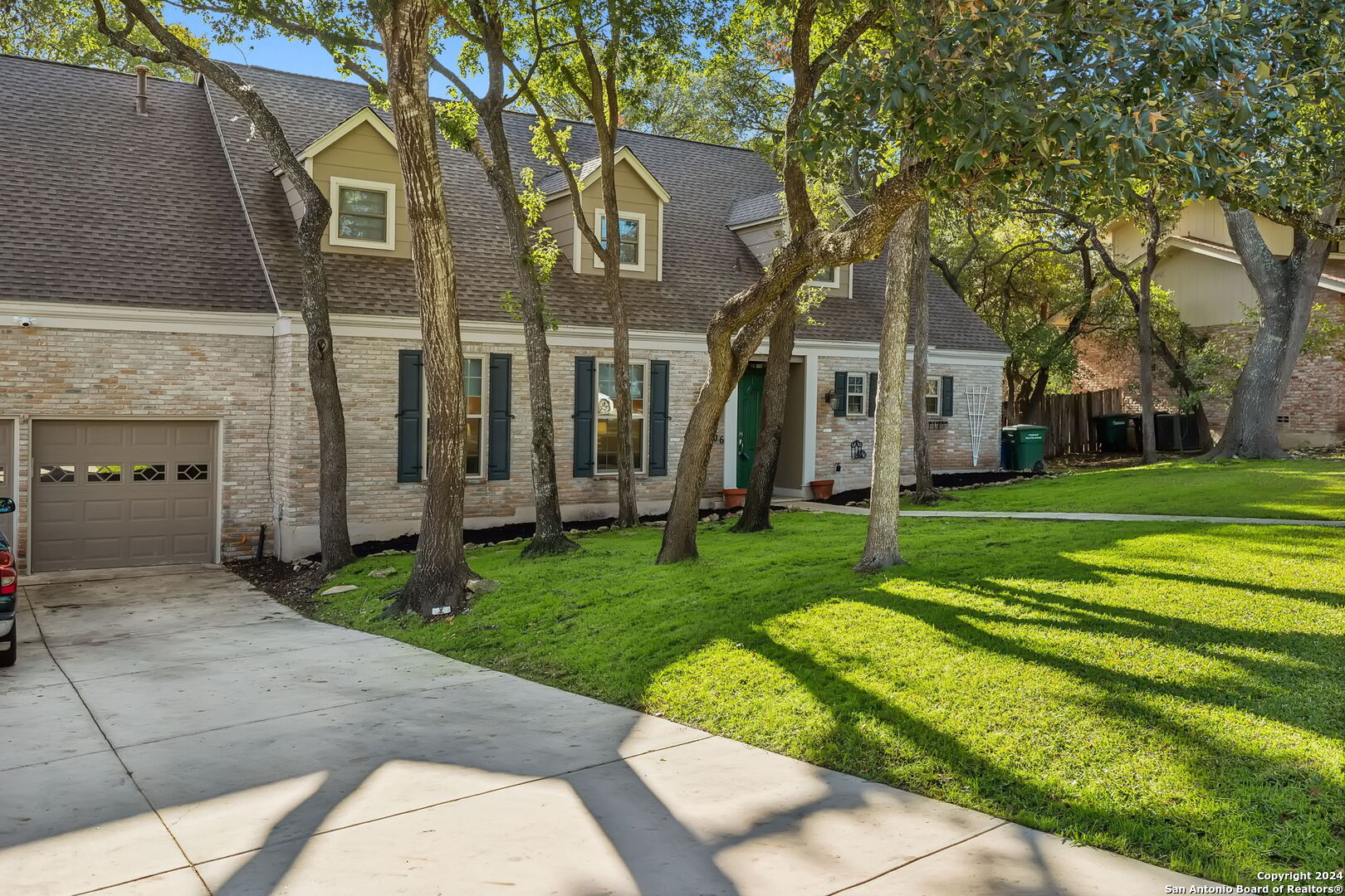 10306 kings grant