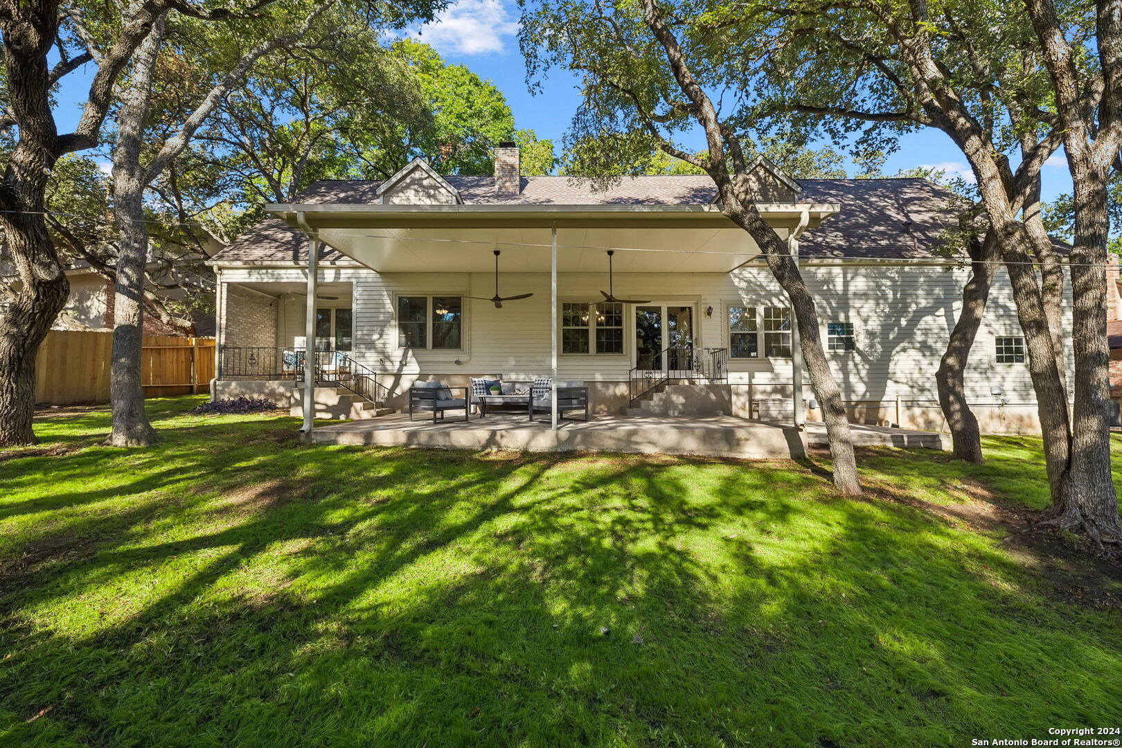 10306 kings grant