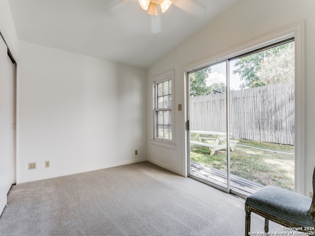 216 MONTCLAIR ST