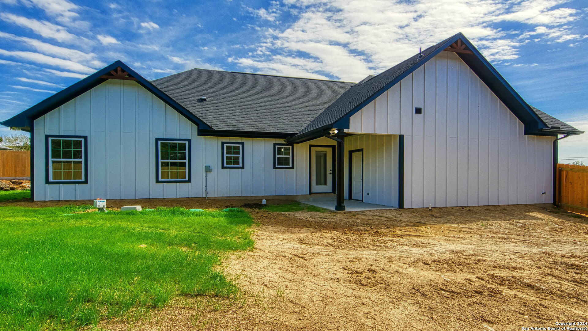 9170 REBECCA CREEK RD