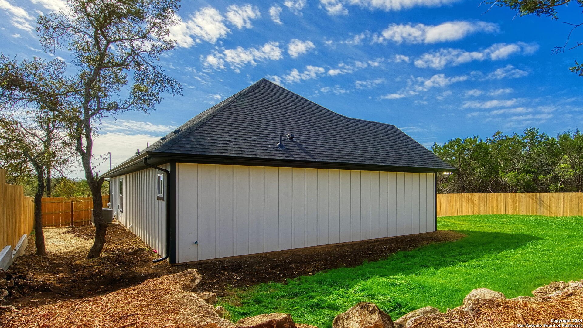 9170 REBECCA CREEK RD