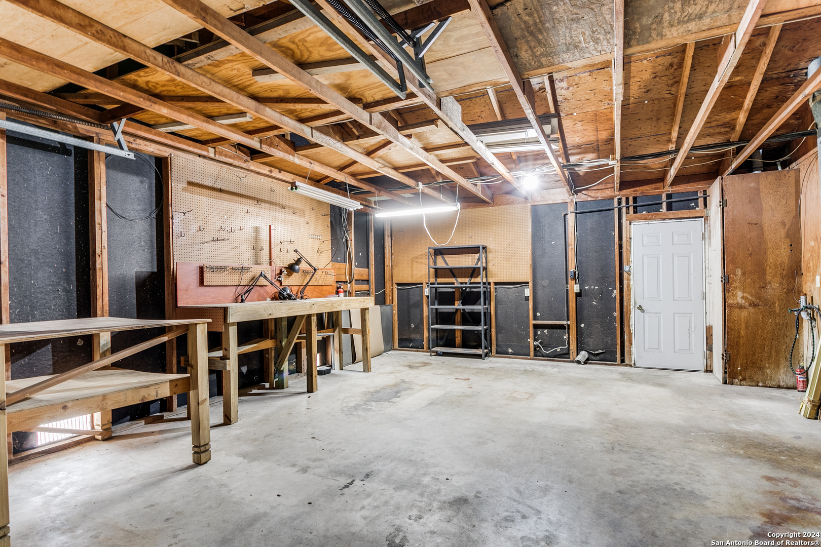 8214 CAMPOBELLO DR