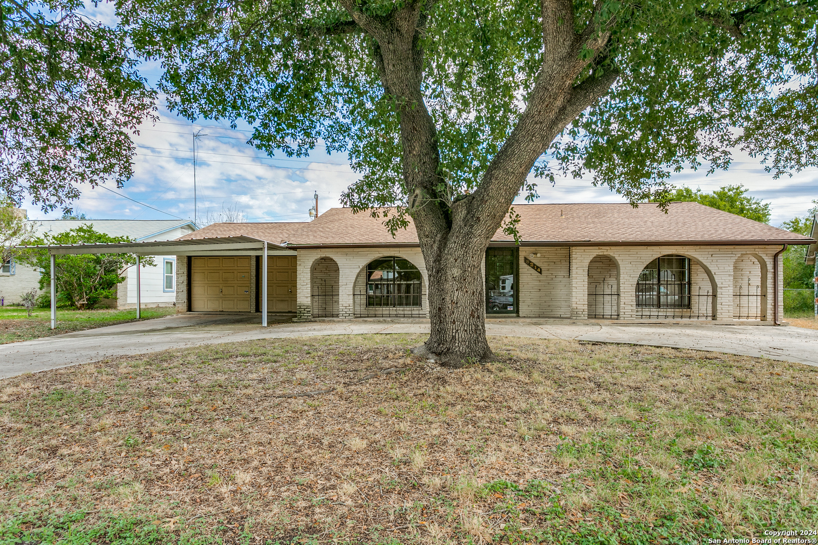 8214 CAMPOBELLO DR