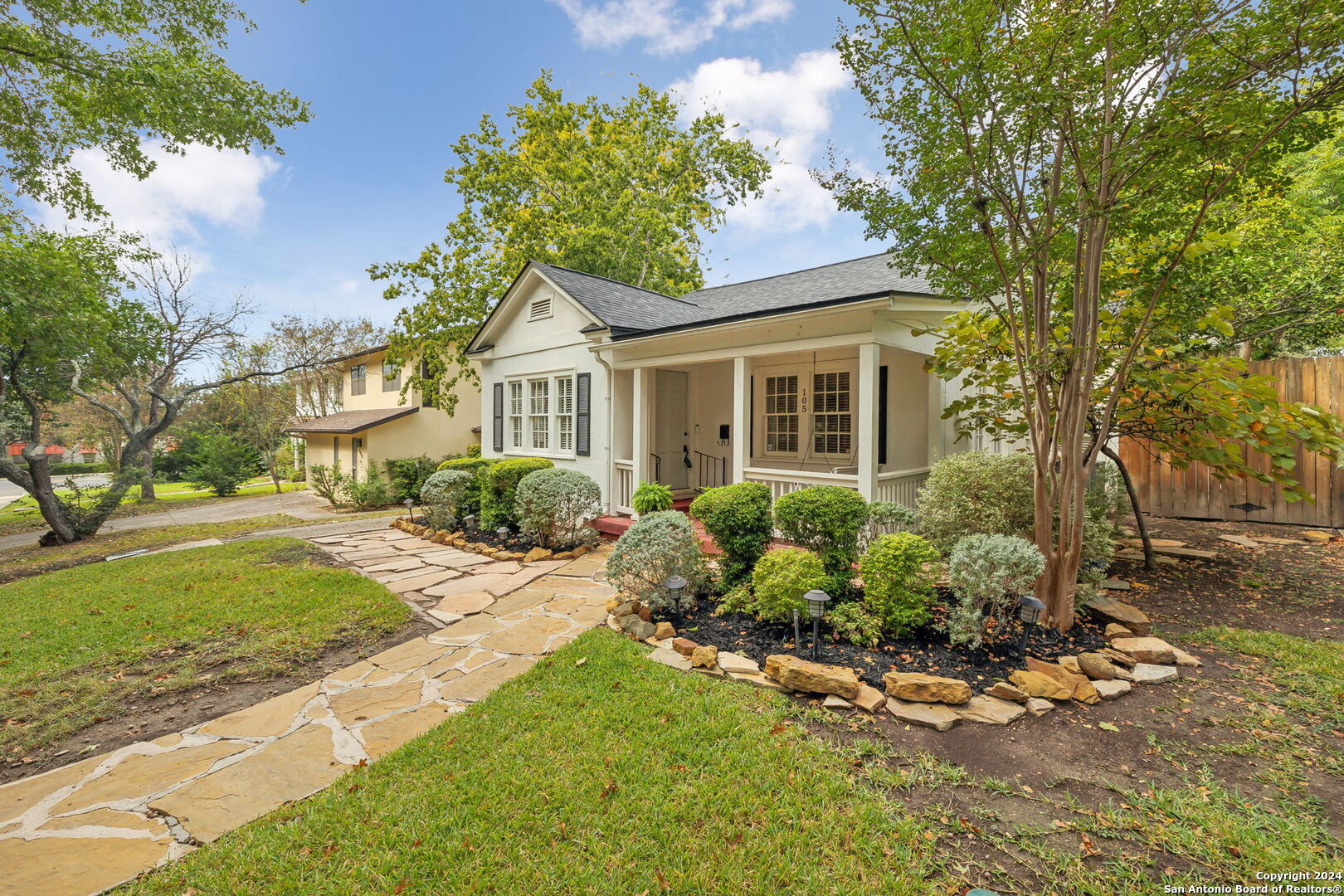 105 ROSEMARY AVE