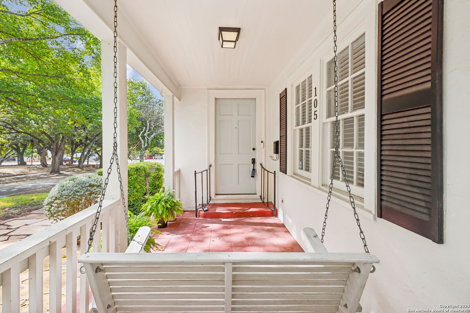 105 ROSEMARY AVE