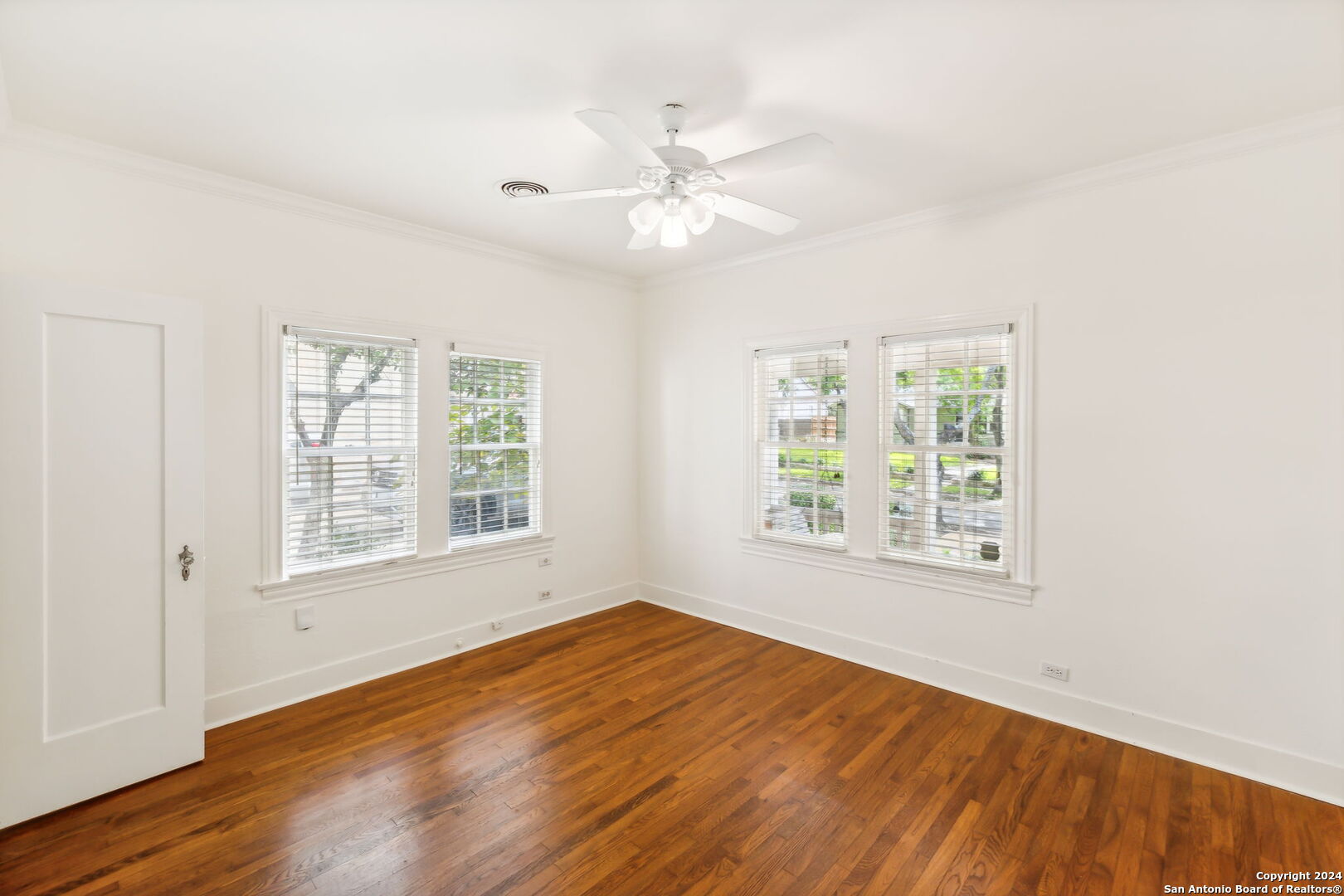 105 ROSEMARY AVE