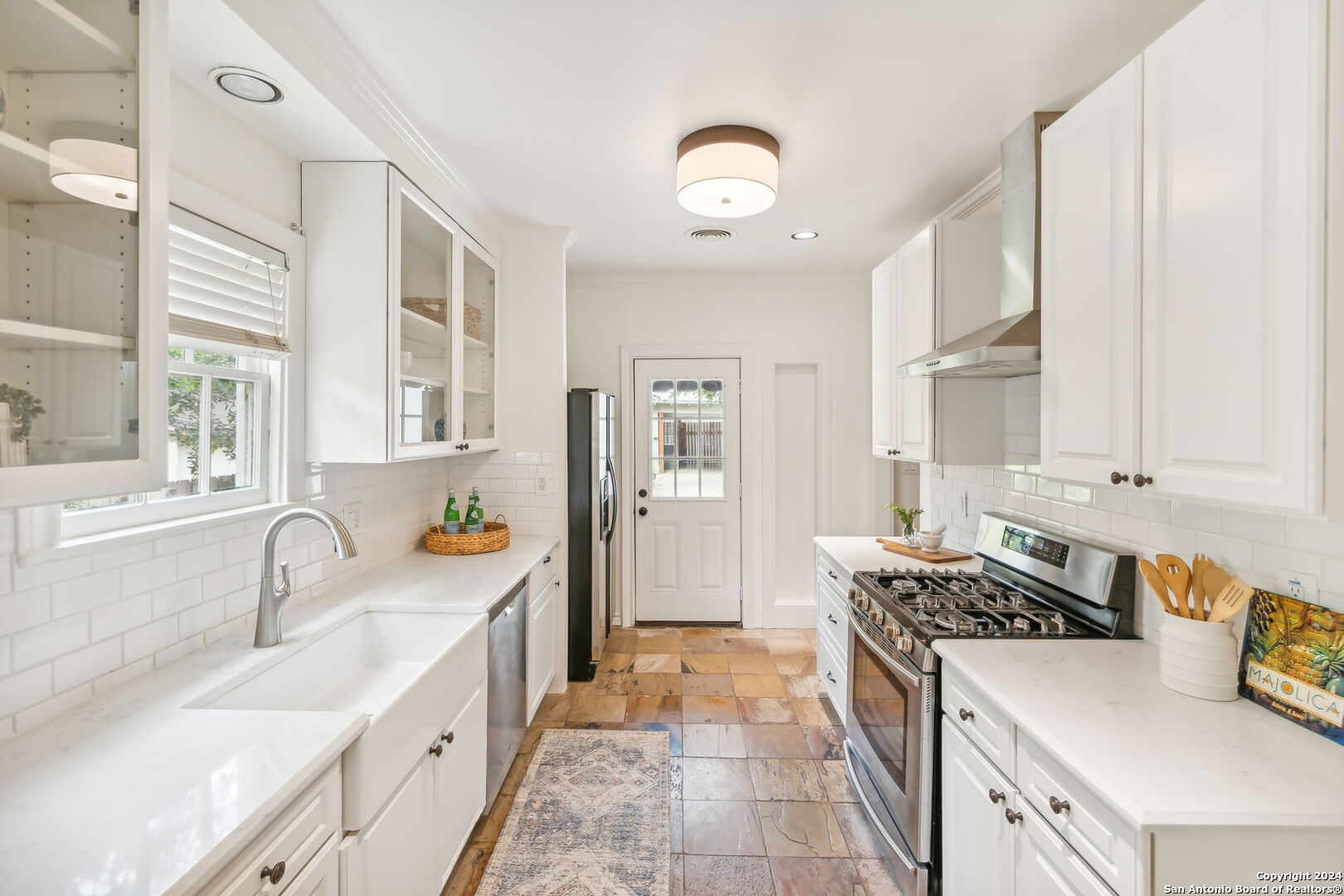 105 ROSEMARY AVE